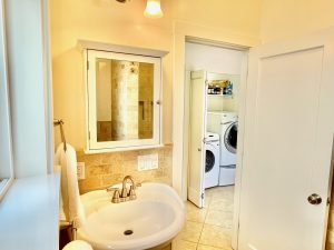 21moss-bath1b