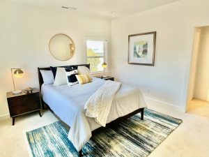 21moss-master-bedroom1a