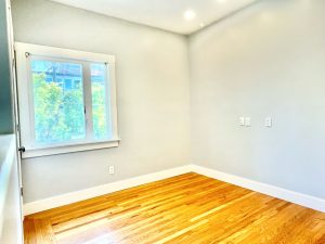 21moss-openroom1